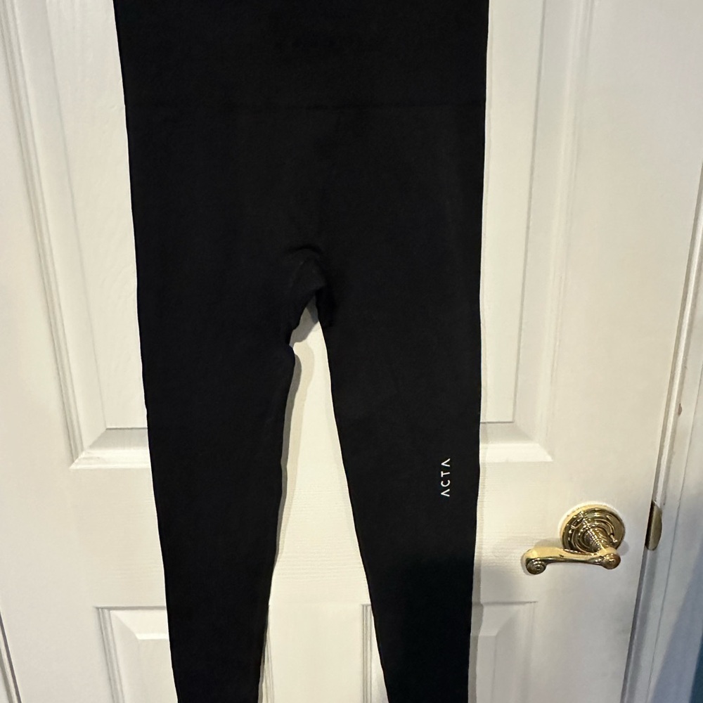 ACTA Leggings